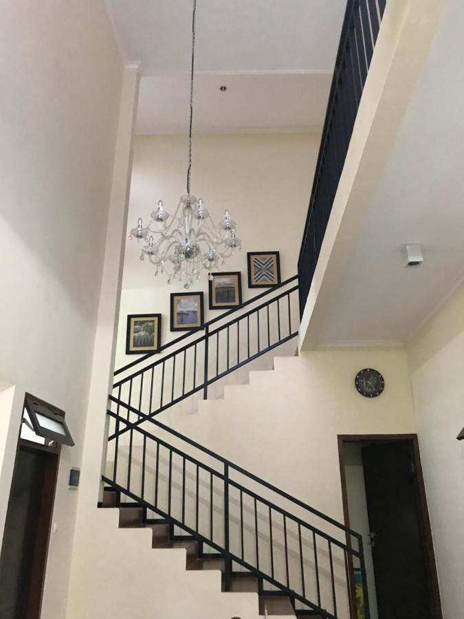 バトゥ Sudji'S Houseヴィラ エクステリア 写真